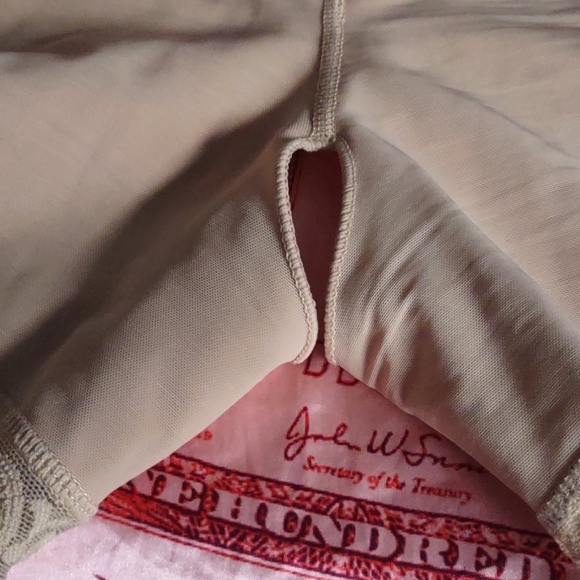 Post-Op Girdle - Picture 6 of 8